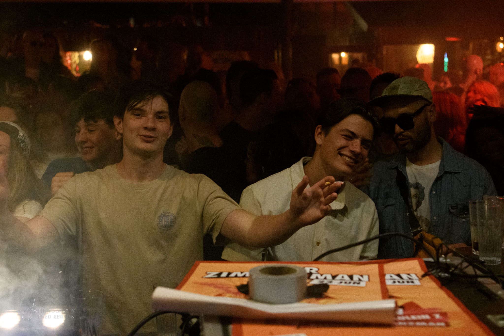 Herr Zimmerman Beach Party Juni 2024 – Photos, Videos